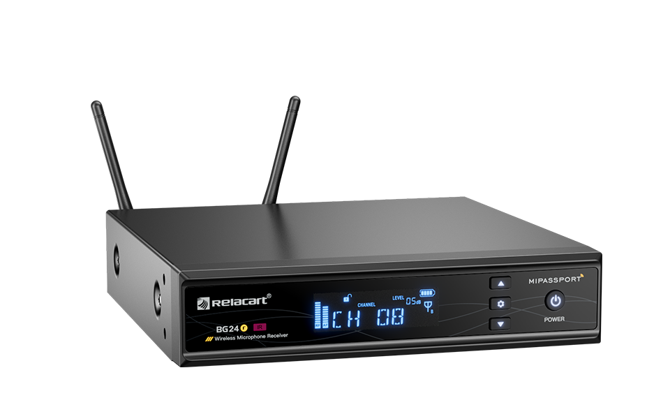 Одноканальная беспроводная микрофонная система с тройным разнесением 2.4G