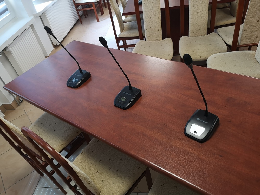 есеся , система передачи данных или система бесперебойной связи между фирмами Relacart и Drzewicy