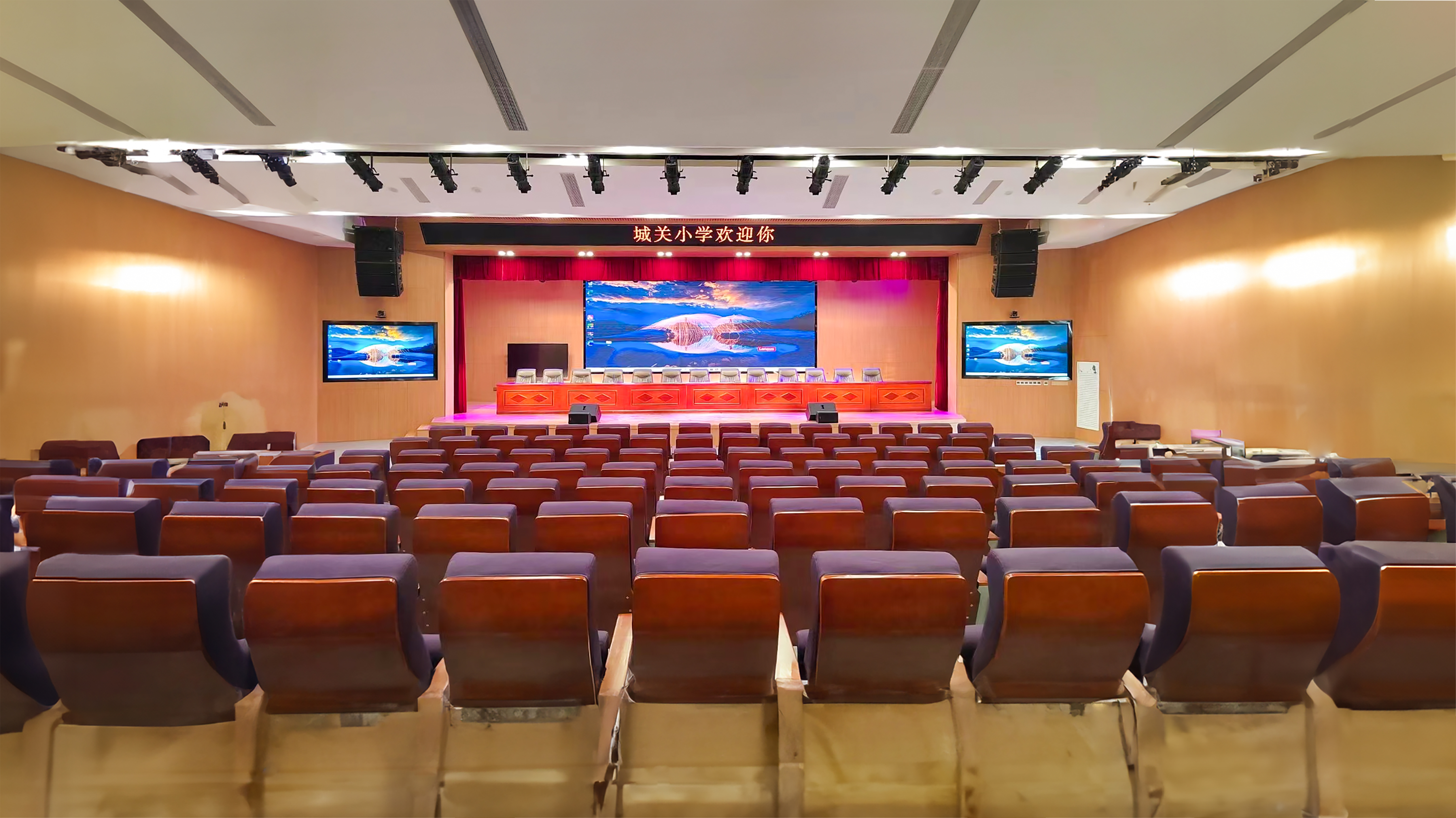 Строим будущее образования вместе | Беспроводная микрофонная система Relacart установлена в начальной школе Фуцин Ченгуань!