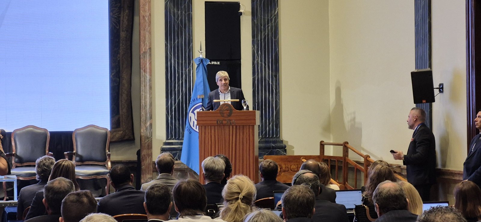 Цифровая беспроводная система Relacart UR-2Q на XXIII Ежегодной конференции ASSAL/IAIS в Латинской Америке